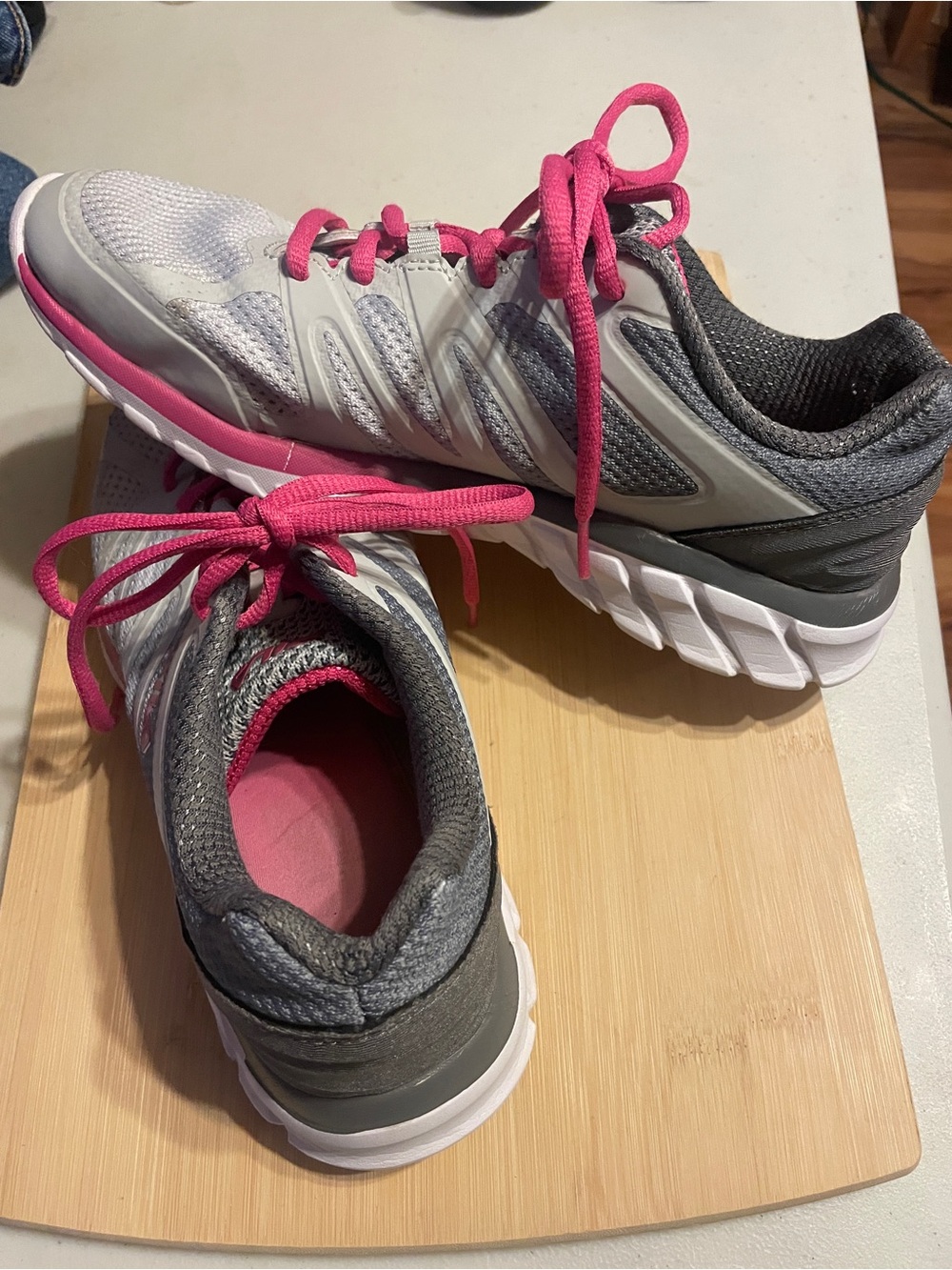 Fila Women's Gray and Pink Athletic Running Shoes size 7.5